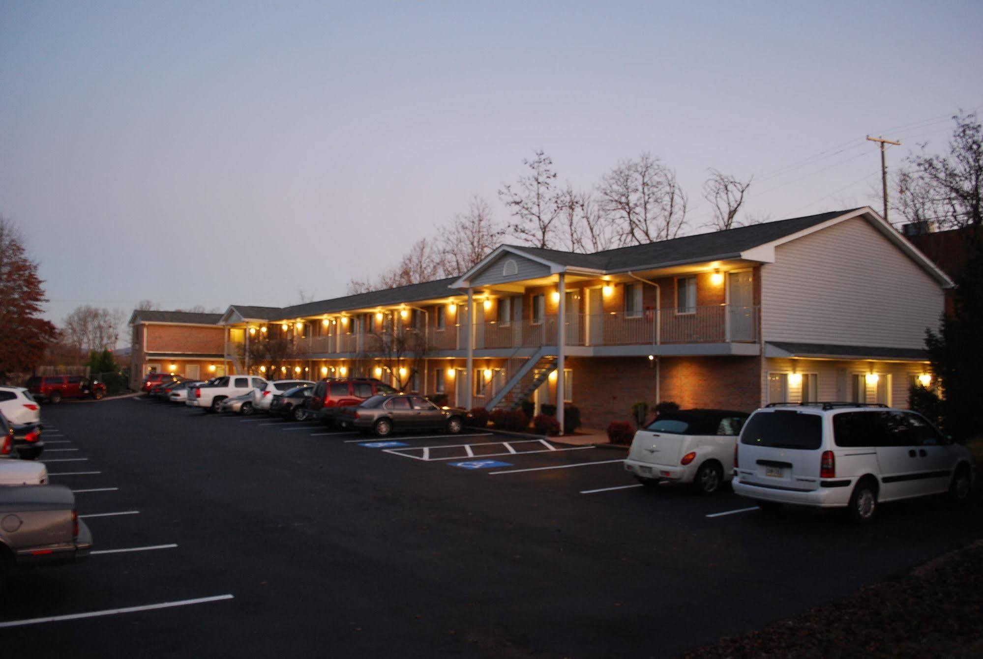 Affordable Corporate Suites Of Lynchburg Extérieur photo